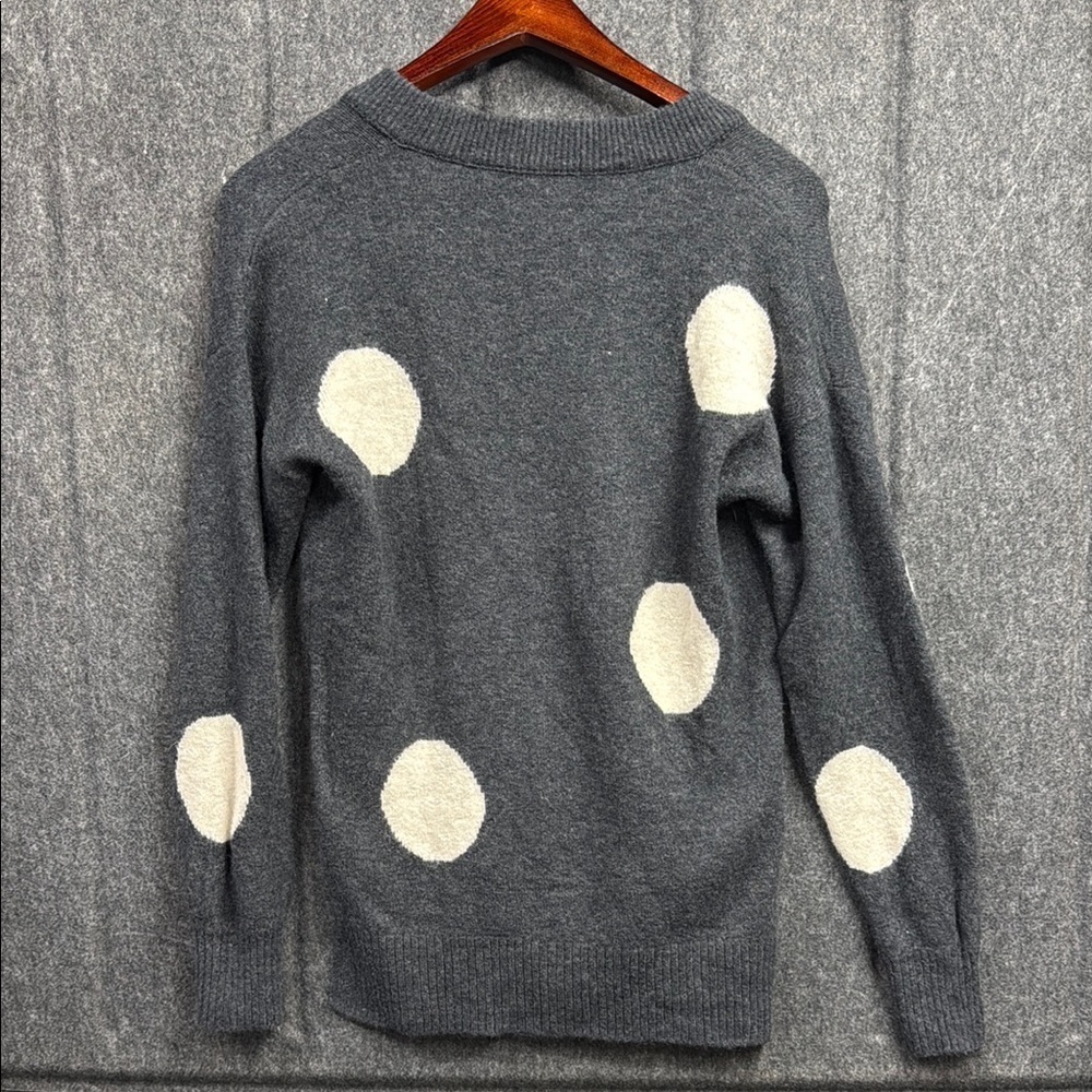 Madewell Gray and Cream V-Neck Sweater - Picture 3 of 3